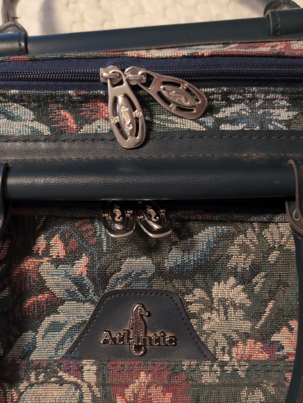 Vintage Atlantic Floral Tapestry Weekender Travel Bag 90s - Picture 5 of 5